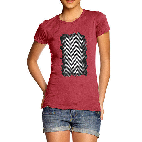 Women's Black & White Geometric Chevron Pattern T-Shirt