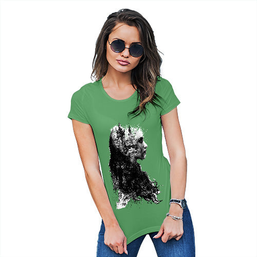 Beautiful Lady Castle Women's T-Shirt 