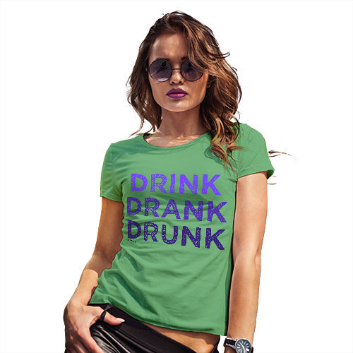 T-Shirt Funny Geek Nerd Hilarious Joke Drink Drank Drunk Women's T-Shirt Medium Green