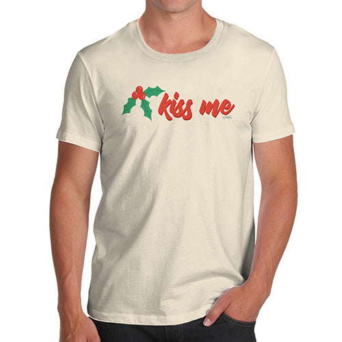 Novelty Tshirts Men Kiss Me Mistletoe Men's T-Shirt Large Natural
